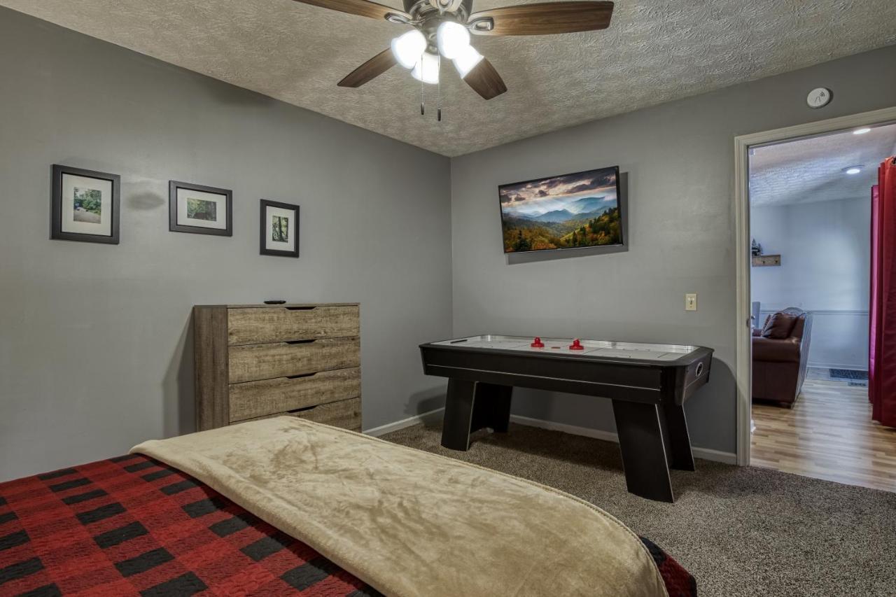 Apple Valley Hideaway, 1089 Of Free Attraction Tickets For Each Paid Day, Dollywood And More! Pigeon Forge Bagian luar foto