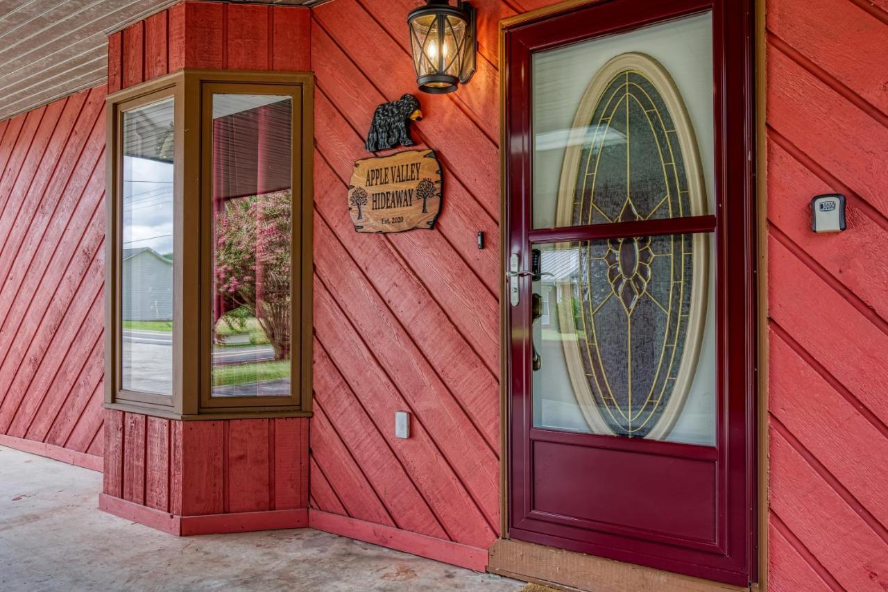 Apple Valley Hideaway, 1089 Of Free Attraction Tickets For Each Paid Day, Dollywood And More! Pigeon Forge Bagian luar foto