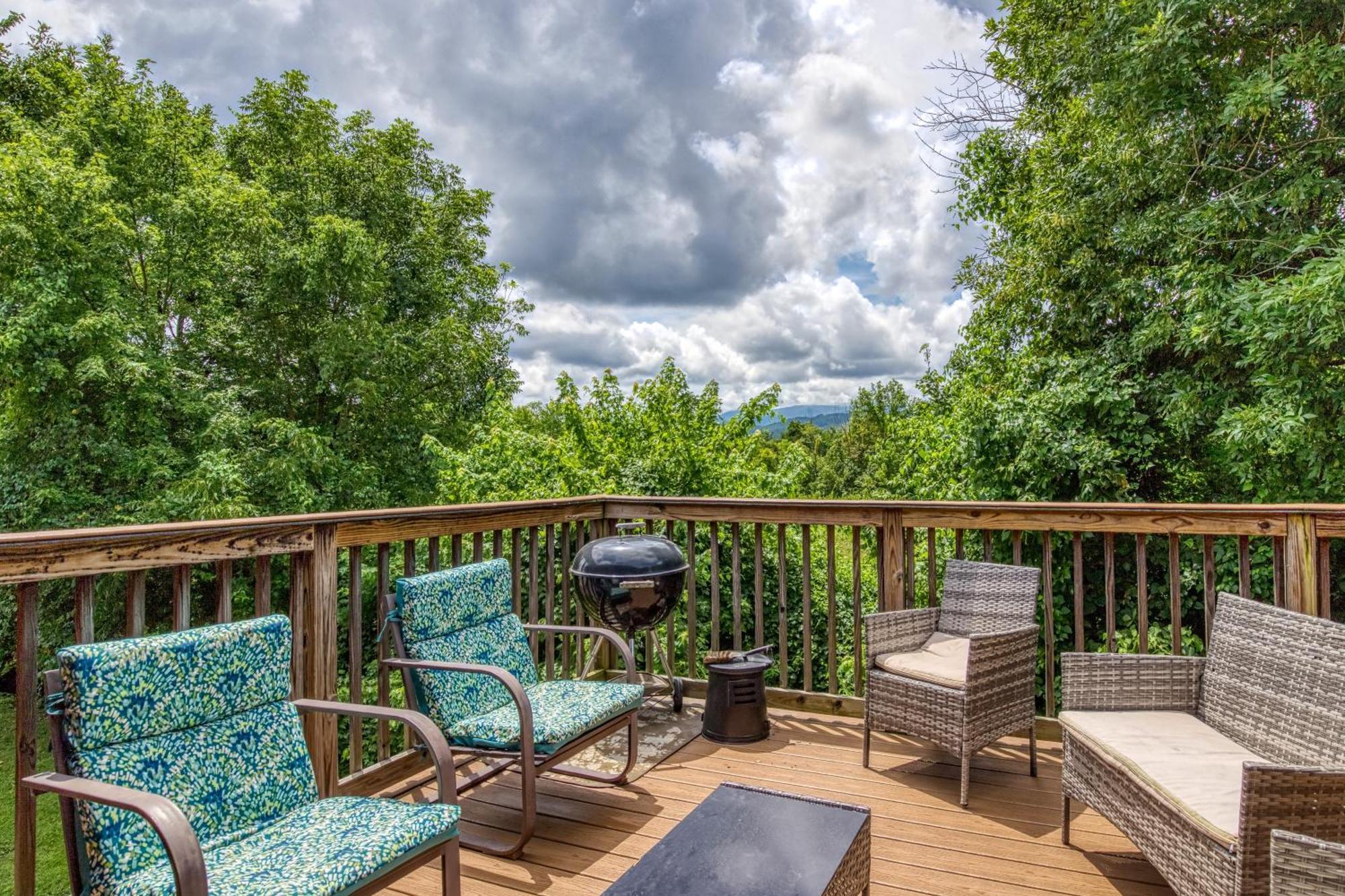 Apple Valley Hideaway, 1089 Of Free Attraction Tickets For Each Paid Day, Dollywood And More! Pigeon Forge Bagian luar foto